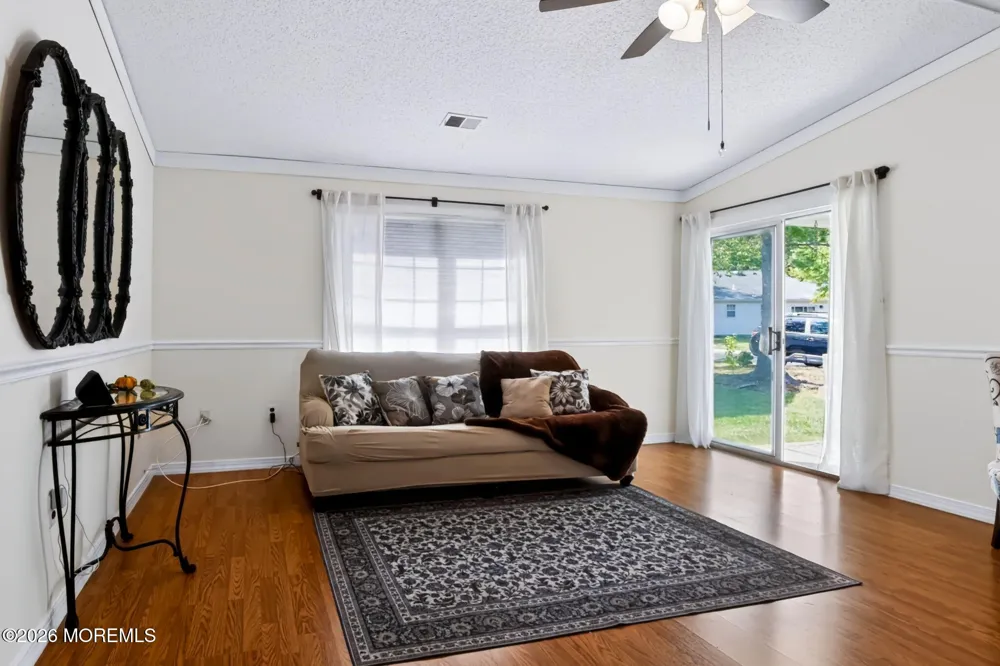 34 Morden Close Freehold, NJ 07728