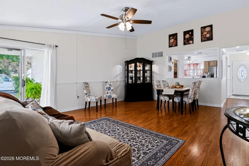34 Morden Close Freehold, NJ 07728