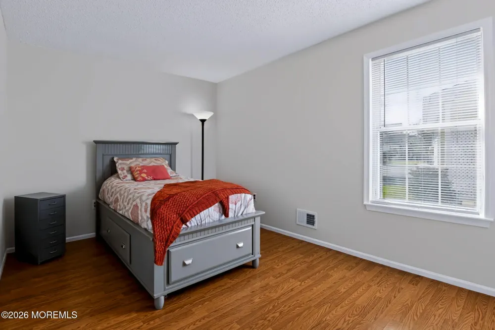 34 Morden Close Freehold, NJ 07728