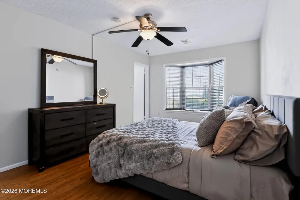 34 Morden Close Freehold, NJ 07728