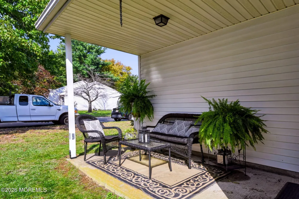 34 Morden Close Freehold, NJ 07728