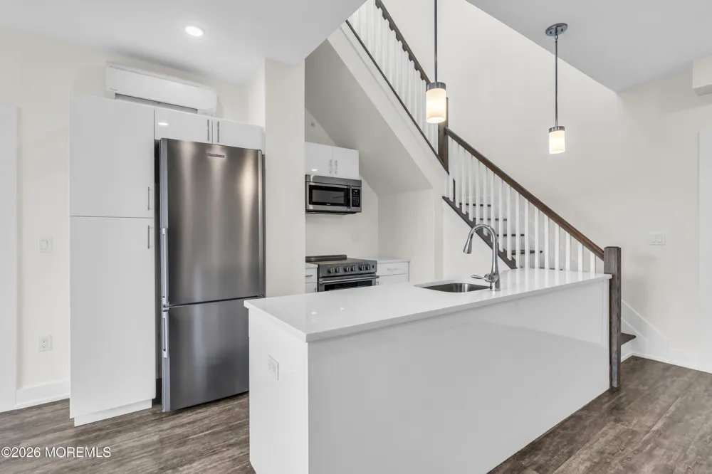 521 Lake Avenue #504 Asbury Park, NJ 07712