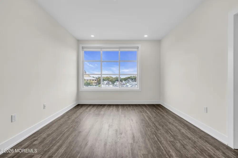 521 Lake Avenue #504 Asbury Park, NJ 07712
