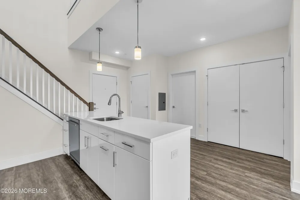 521 Lake Avenue #504 Asbury Park, NJ 07712