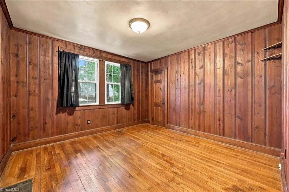 351 Lindley Avenue Asheboro, NC 27203