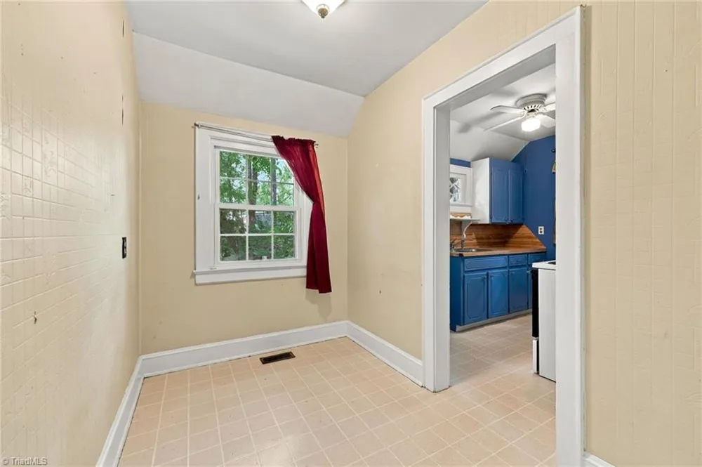 351 Lindley Avenue Asheboro, NC 27203