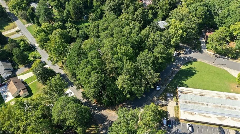 351 Lindley Avenue Asheboro, NC 27203