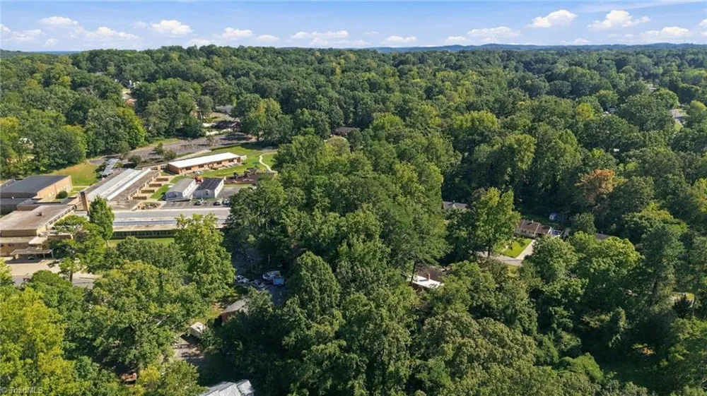 351 Lindley Avenue Asheboro, NC 27203