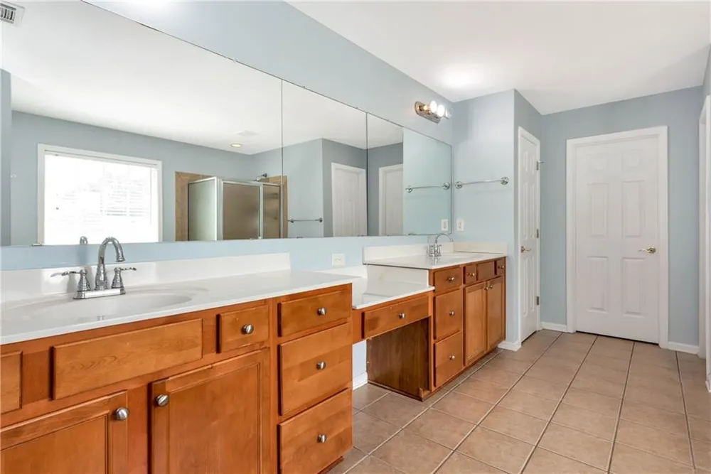 2679 Heritage Oaks Circle Dacula, GA 30019