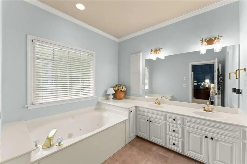 3650 Lake Seminole Drive Buford, GA 30519