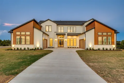 6842 Love Court