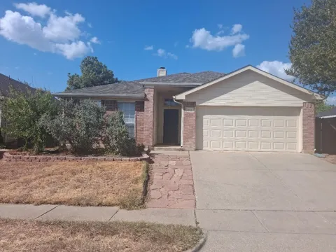 1123 Greenview Lane
