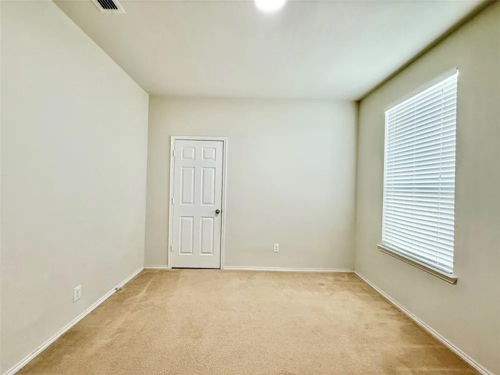 2336 Bermont Red Lane Fort Worth, TX 76131