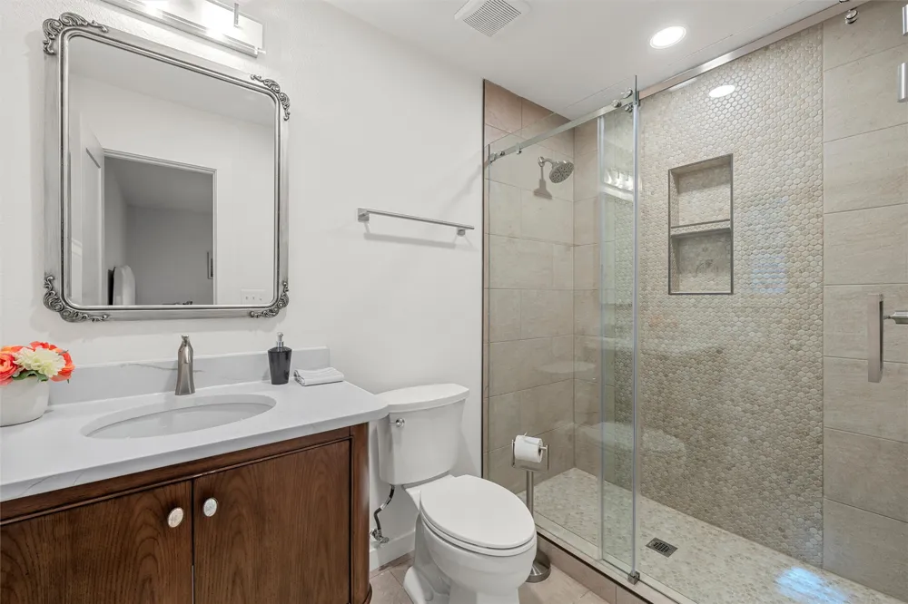 121 E Dawn Drive Robinson, TX 76706