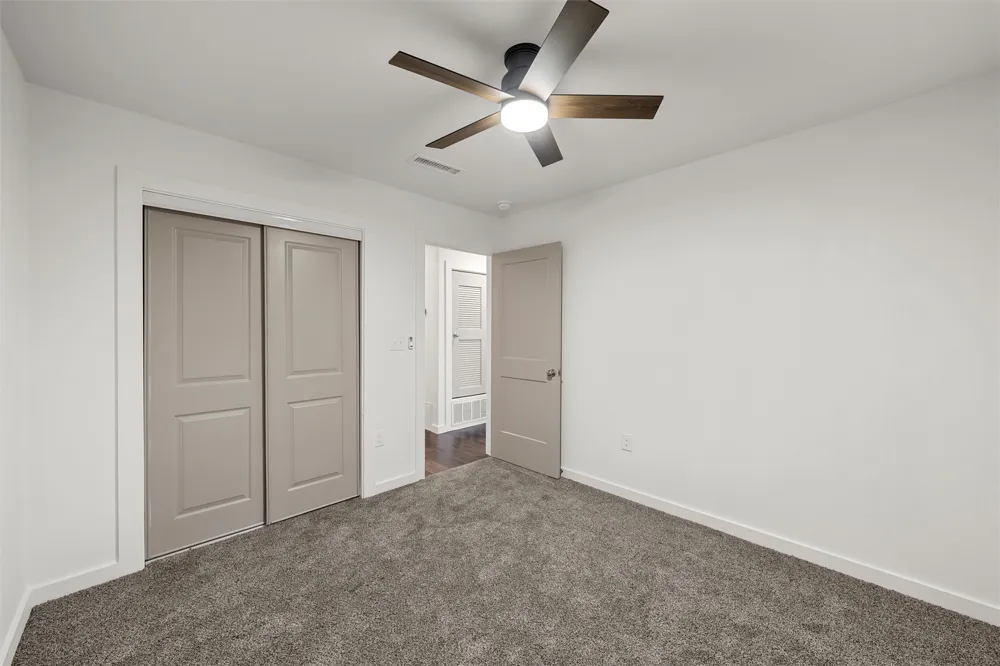 121 E Dawn Drive Robinson, TX 76706