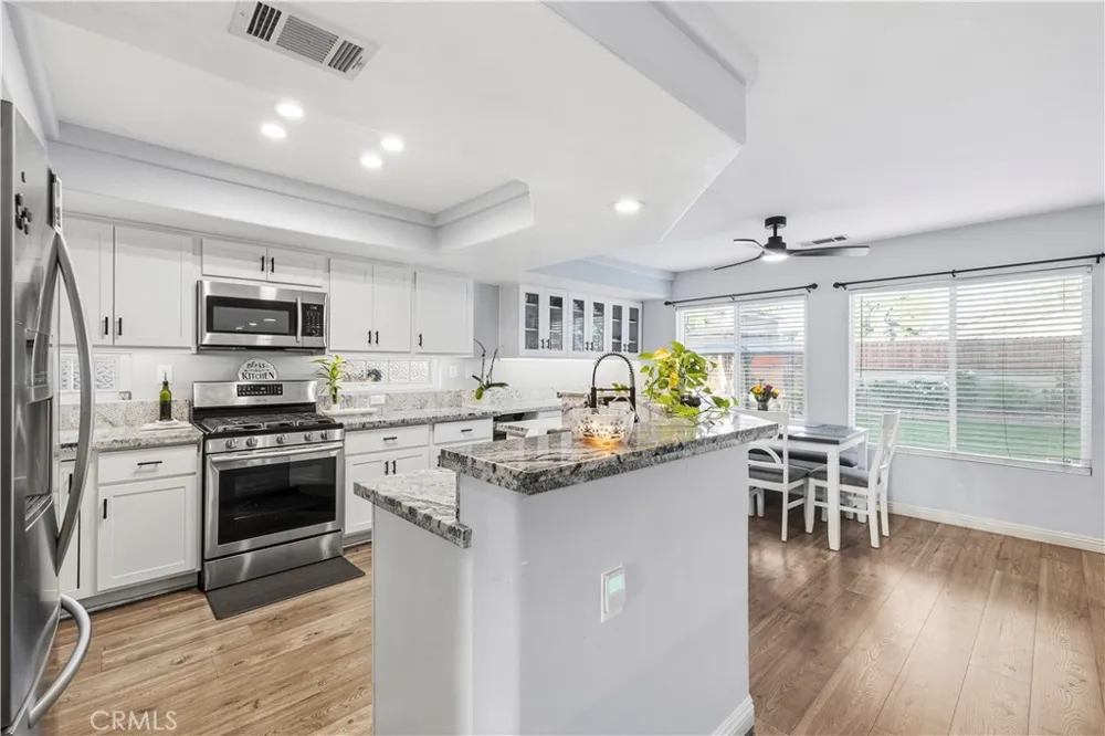 37502 Park Forest Court Palmdale, CA 93552