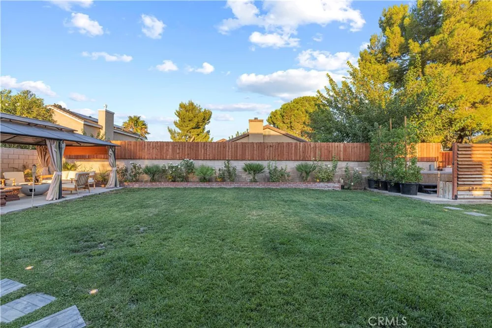 37502 Park Forest Court Palmdale, CA 93552