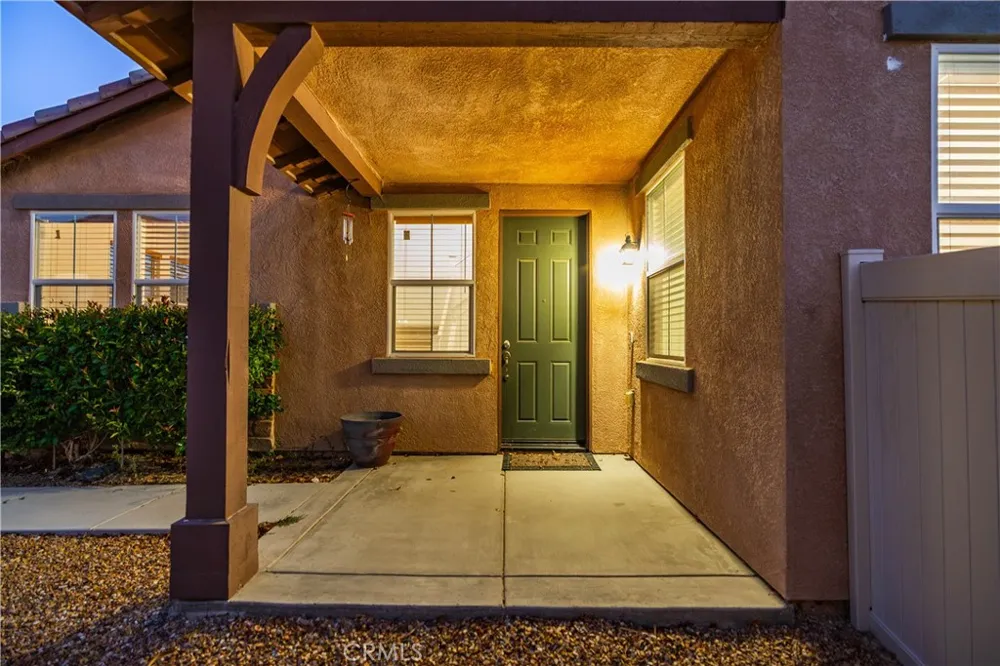 4133 W Avenue J7 Lancaster, CA 93536