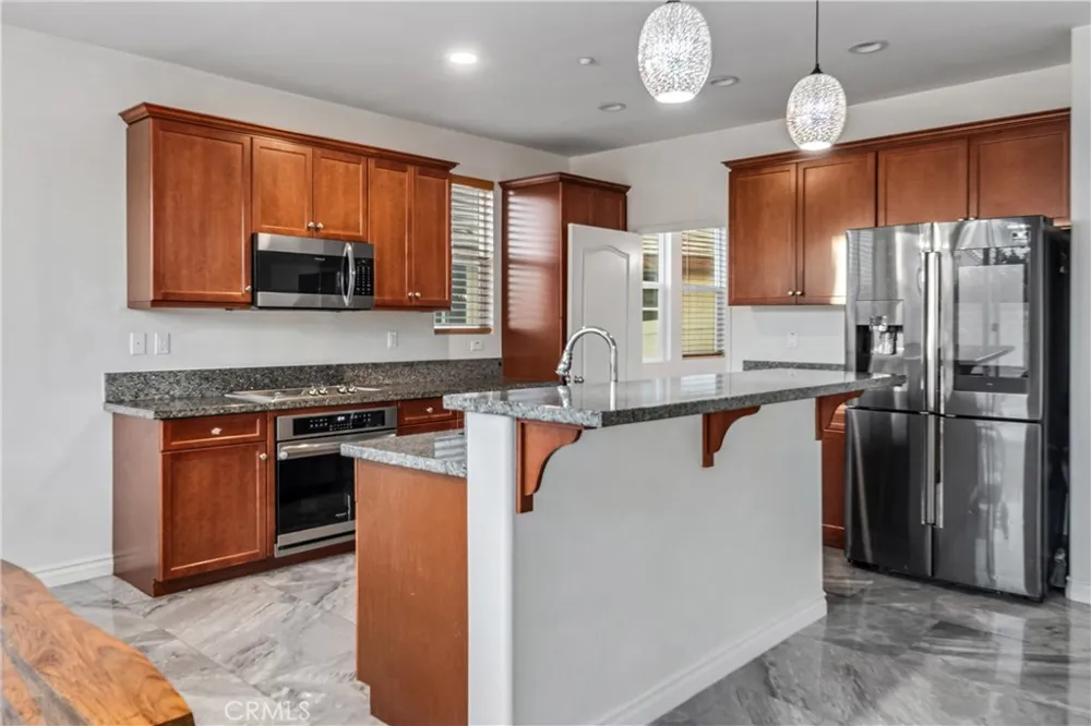 4133 W Avenue J7 Lancaster, CA 93536