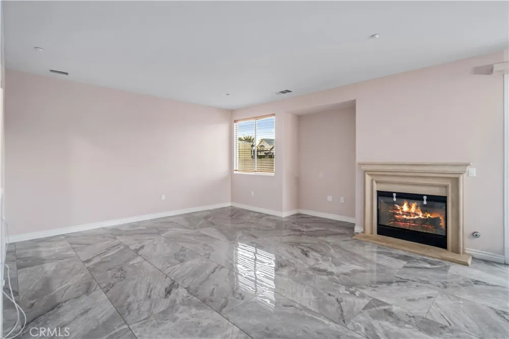 4133 W Avenue J7 Lancaster, CA 93536