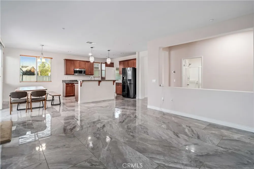 4133 W Avenue J7 Lancaster, CA 93536