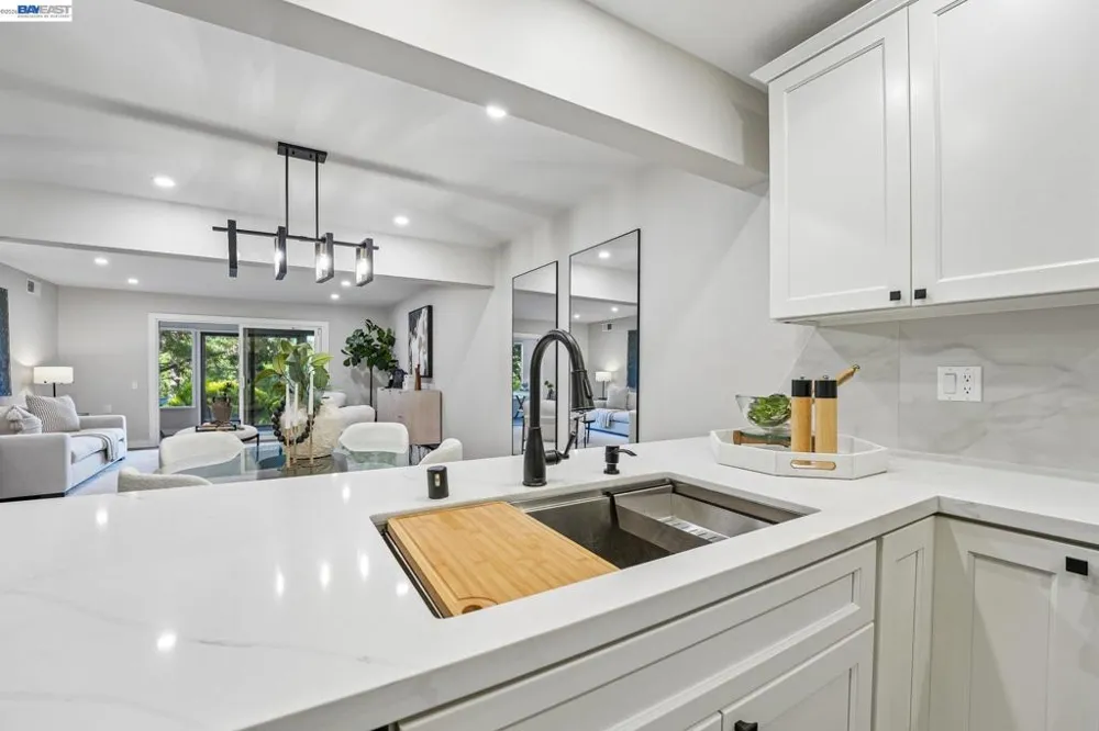 2749 Pine Knoll Drive ##2 Walnut Creek, CA 94595