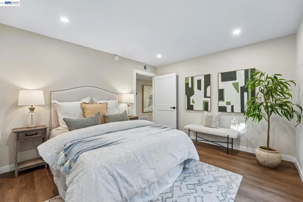 2749 Pine Knoll Drive ##2 Walnut Creek, CA 94595