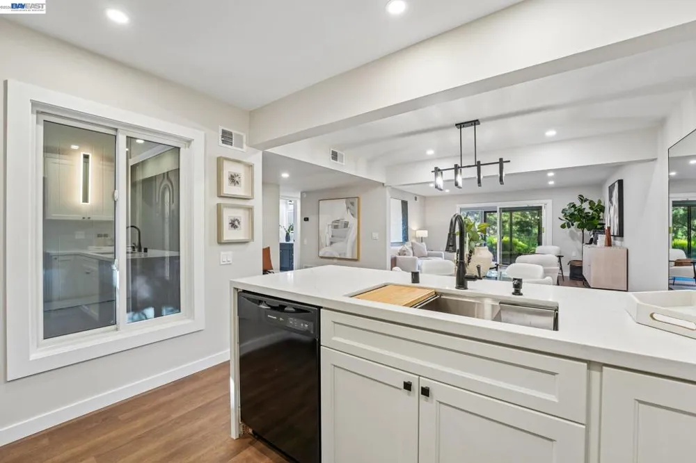 2749 Pine Knoll Drive ##2 Walnut Creek, CA 94595