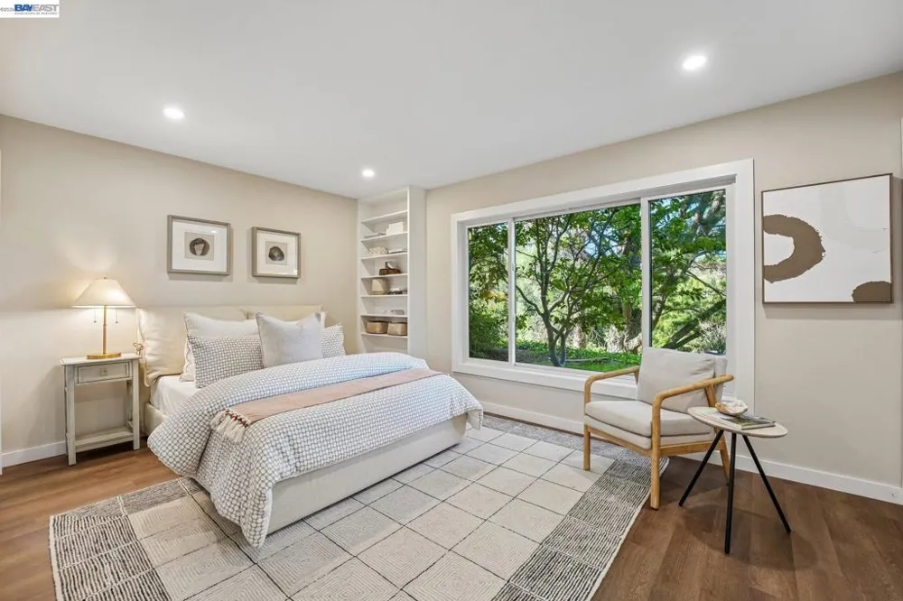 2749 Pine Knoll Drive ##2 Walnut Creek, CA 94595