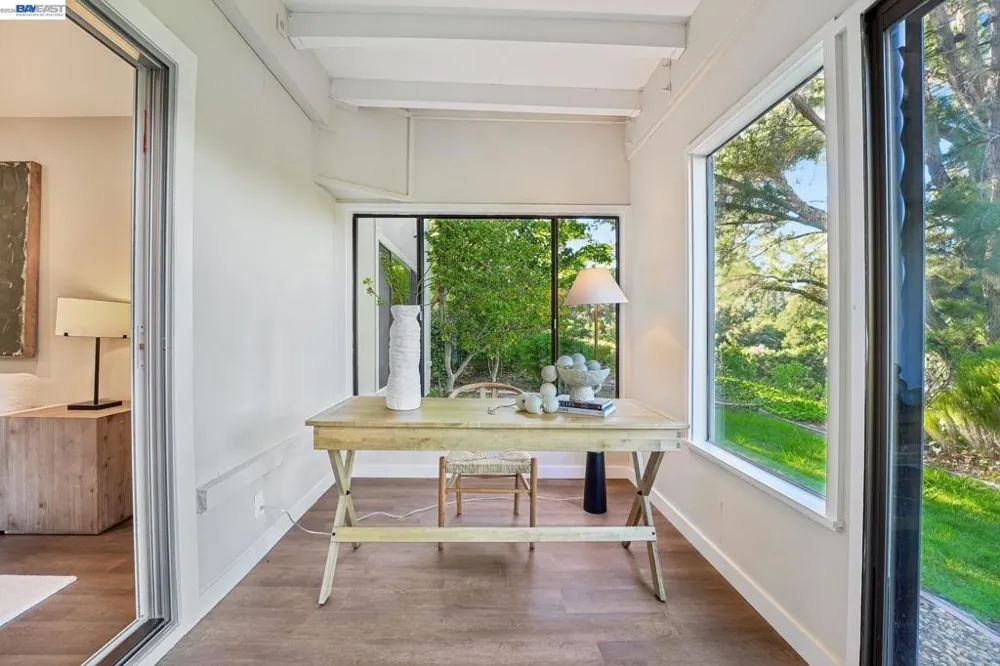 2749 Pine Knoll Drive ##2 Walnut Creek, CA 94595