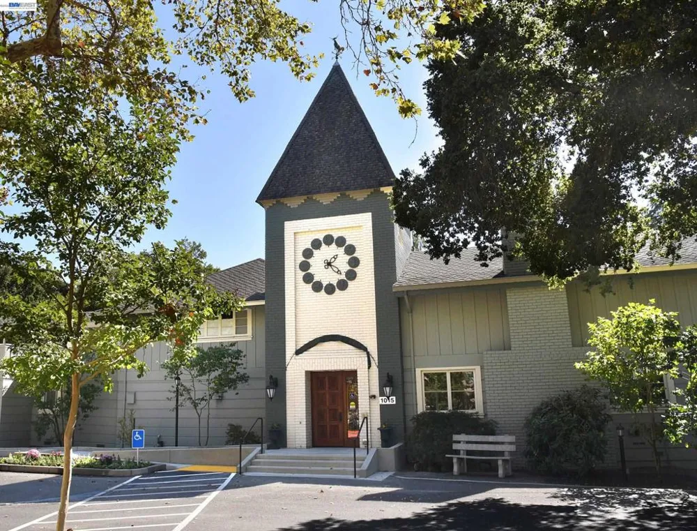 2749 Pine Knoll Drive ##2 Walnut Creek, CA 94595