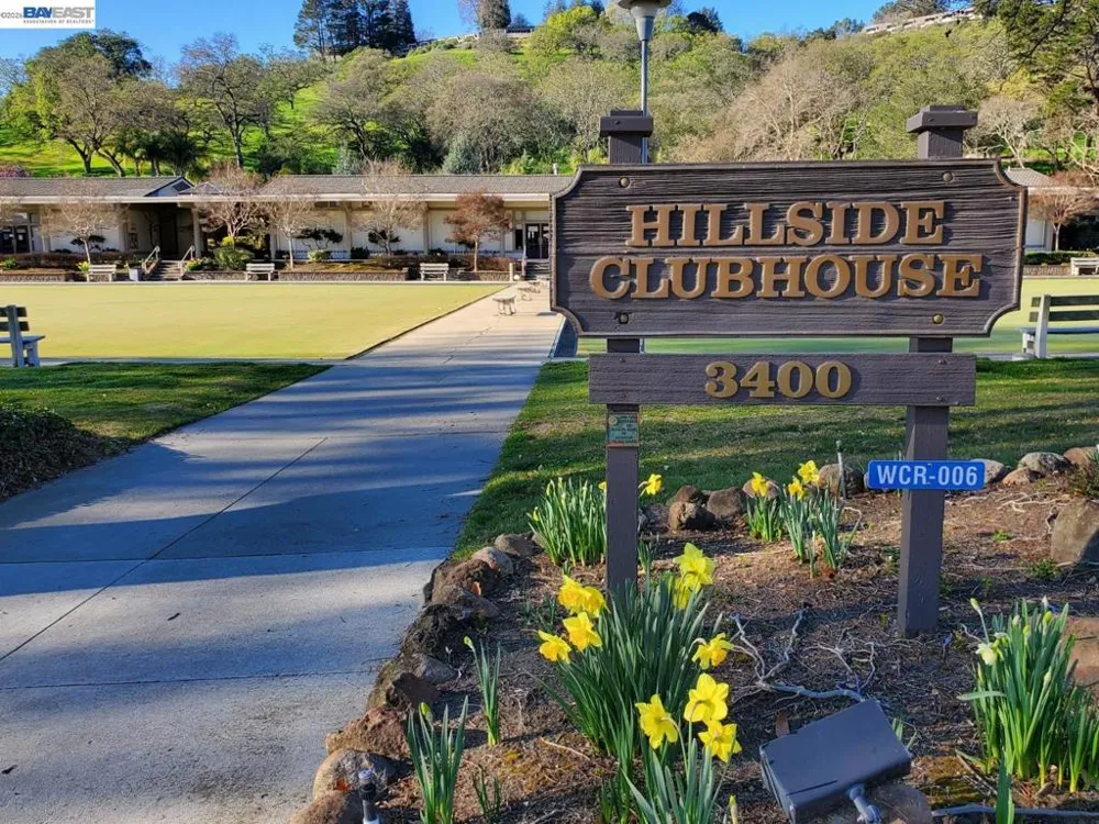 2749 Pine Knoll Drive ##2 Walnut Creek, CA 94595