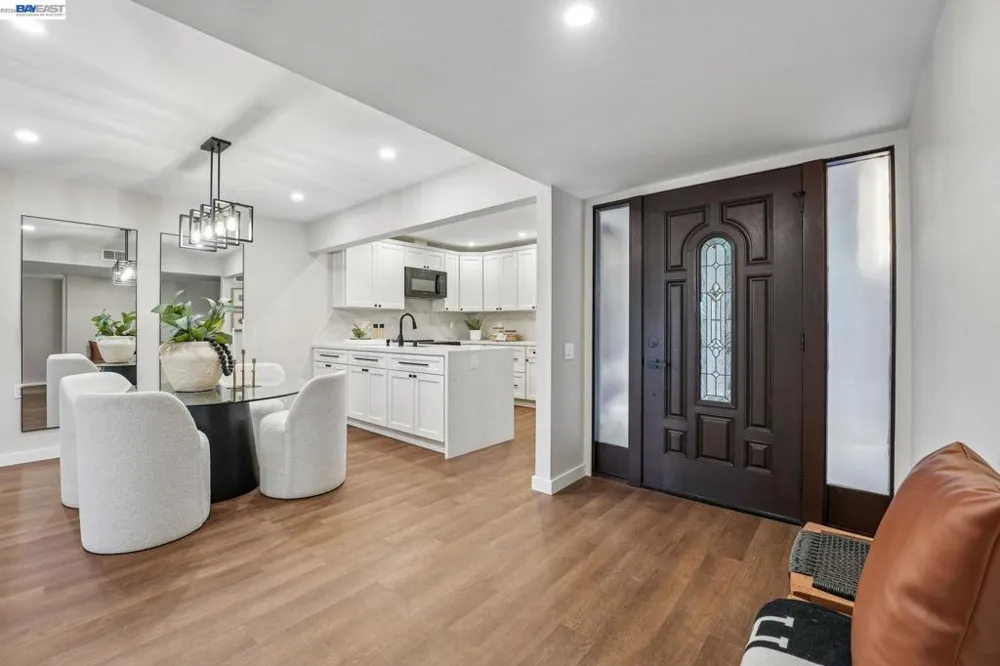 2749 Pine Knoll Drive ##2 Walnut Creek, CA 94595