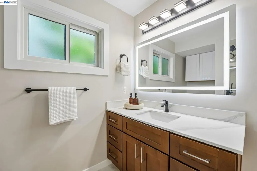 2749 Pine Knoll Drive ##2 Walnut Creek, CA 94595