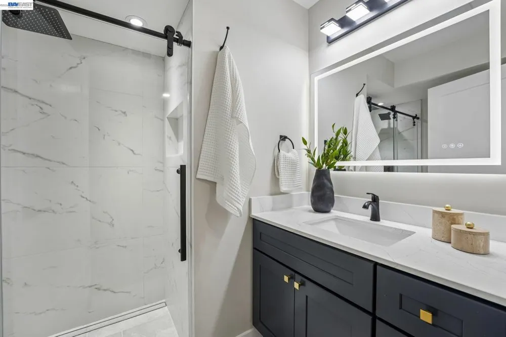 2749 Pine Knoll Drive ##2 Walnut Creek, CA 94595