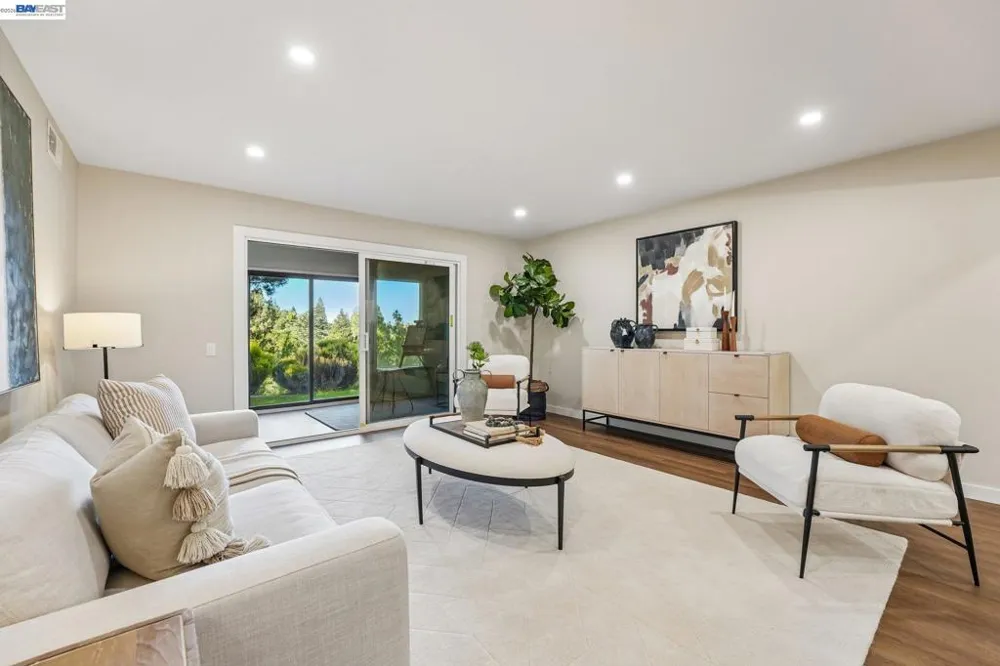 2749 Pine Knoll Drive ##2 Walnut Creek, CA 94595