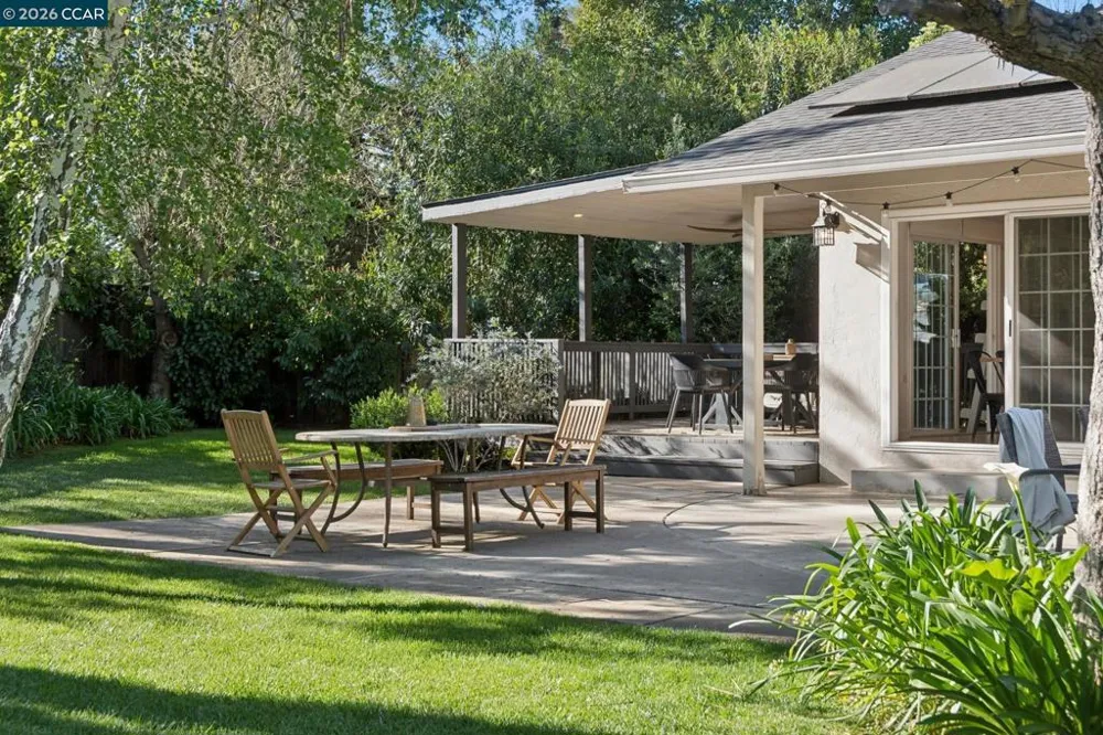 837 Tully Way Concord, CA 94518