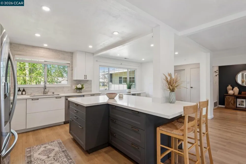 837 Tully Way Concord, CA 94518