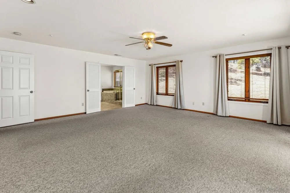 25090 Oakana Ramona, CA 92065