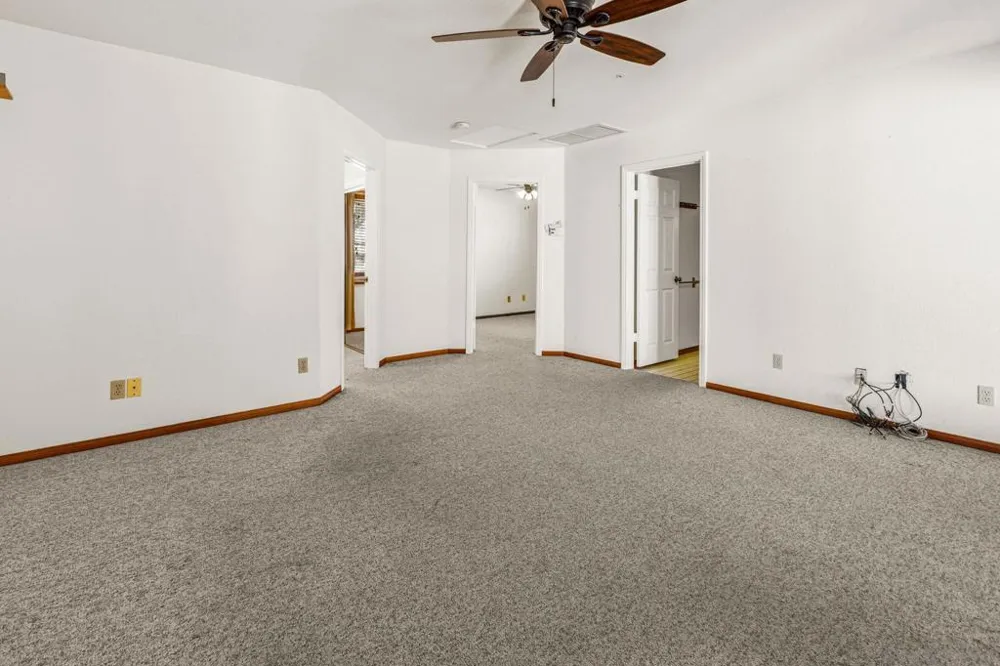 25090 Oakana Ramona, CA 92065