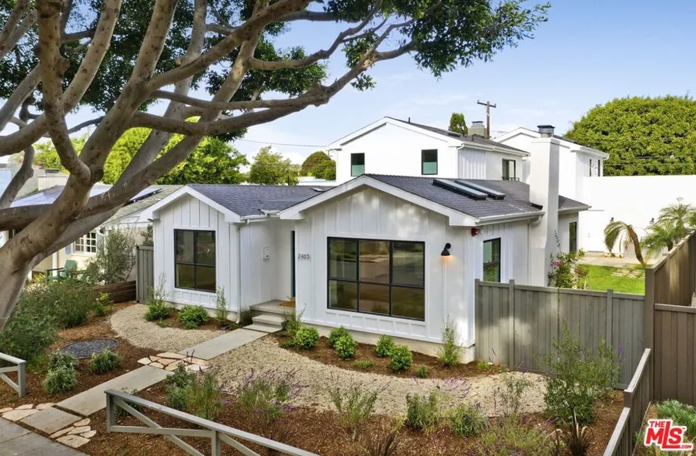 2415 Cloverfield Boulevard #A Santa Monica, CA 90405