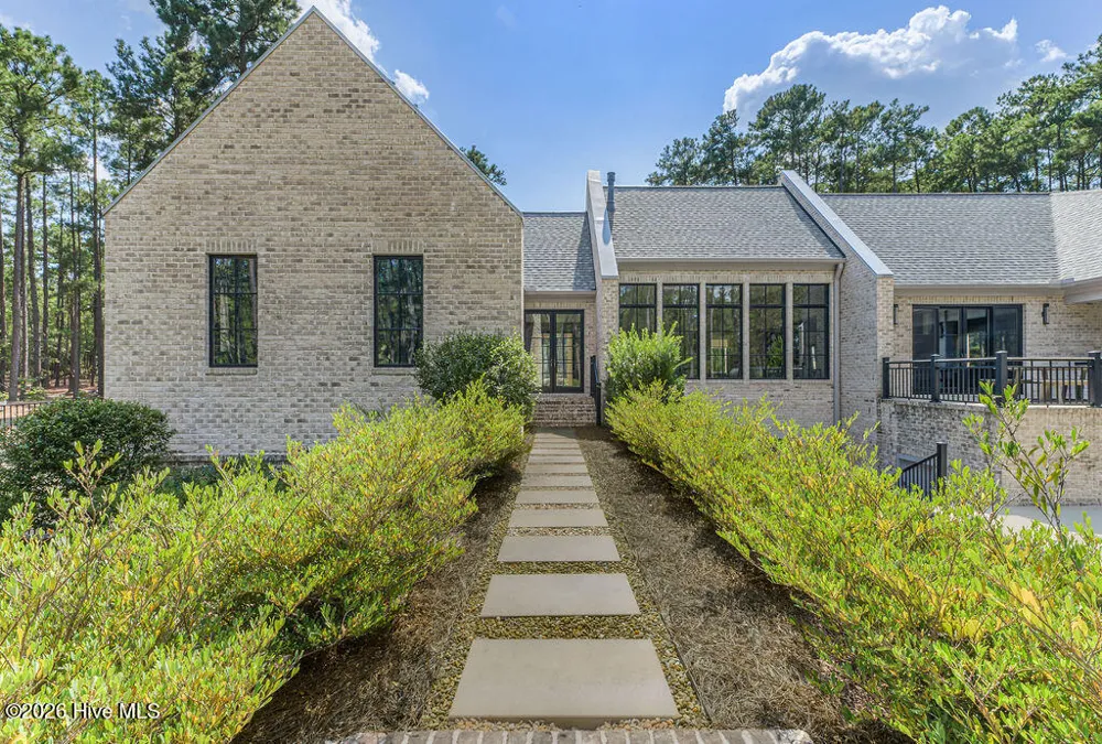 40 Cherry Hill Drive Pinehurst, NC 28374