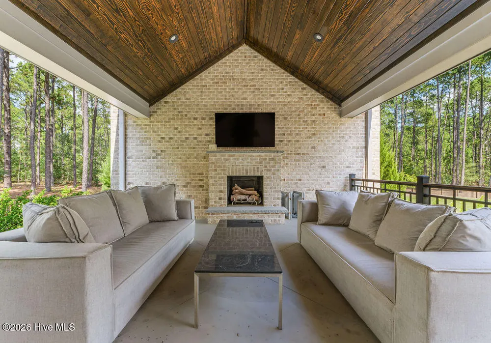 40 Cherry Hill Drive Pinehurst, NC 28374