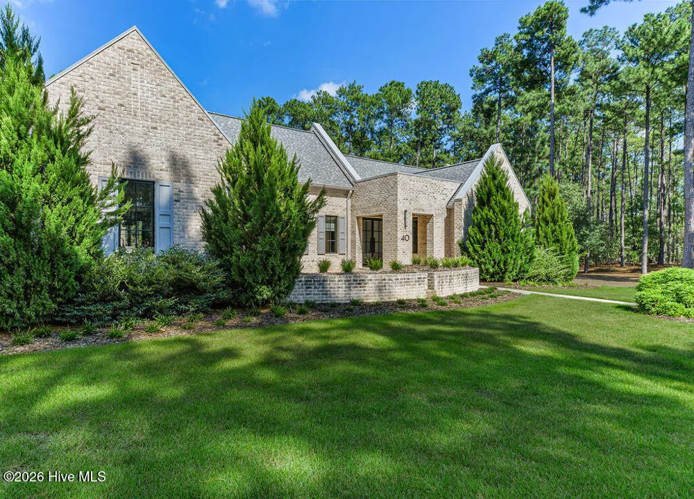 40 Cherry Hill Drive Pinehurst, NC 28374