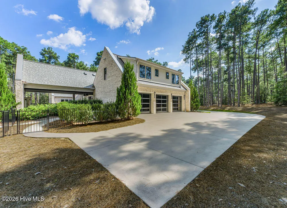 40 Cherry Hill Drive Pinehurst, NC 28374