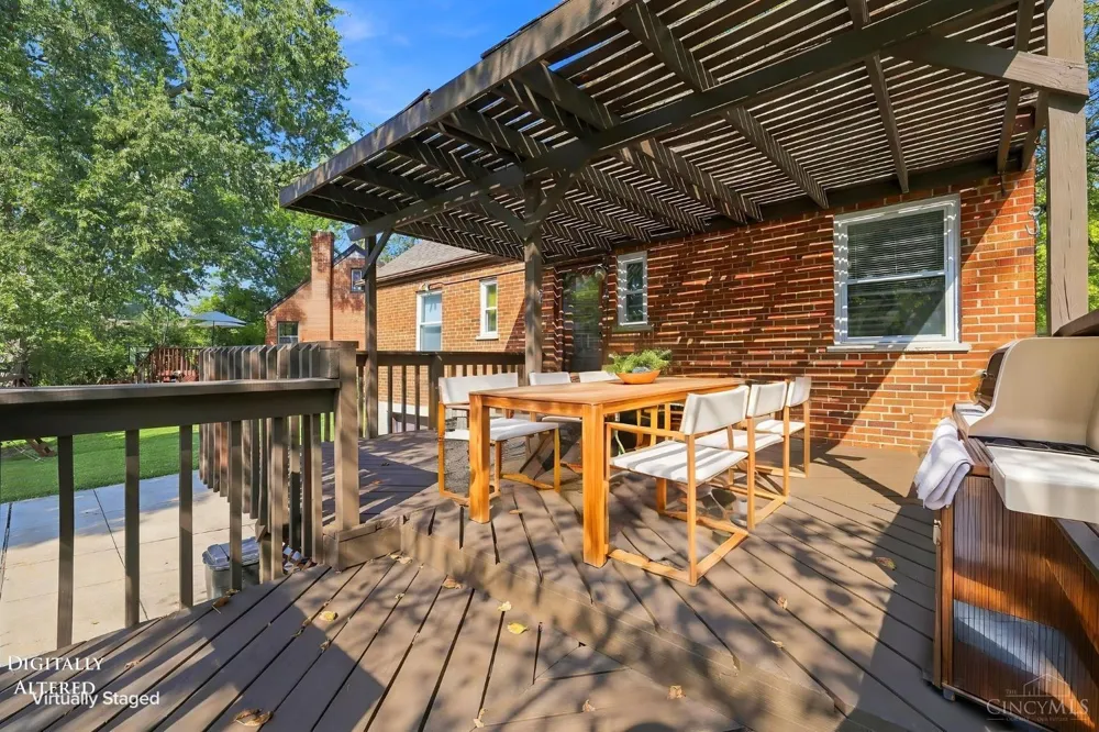 949 Winsray Court Springfield, OH 45224