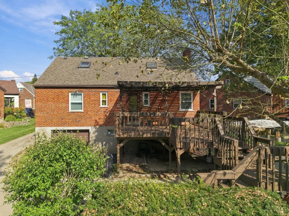 949 Winsray Court Springfield, OH 45224