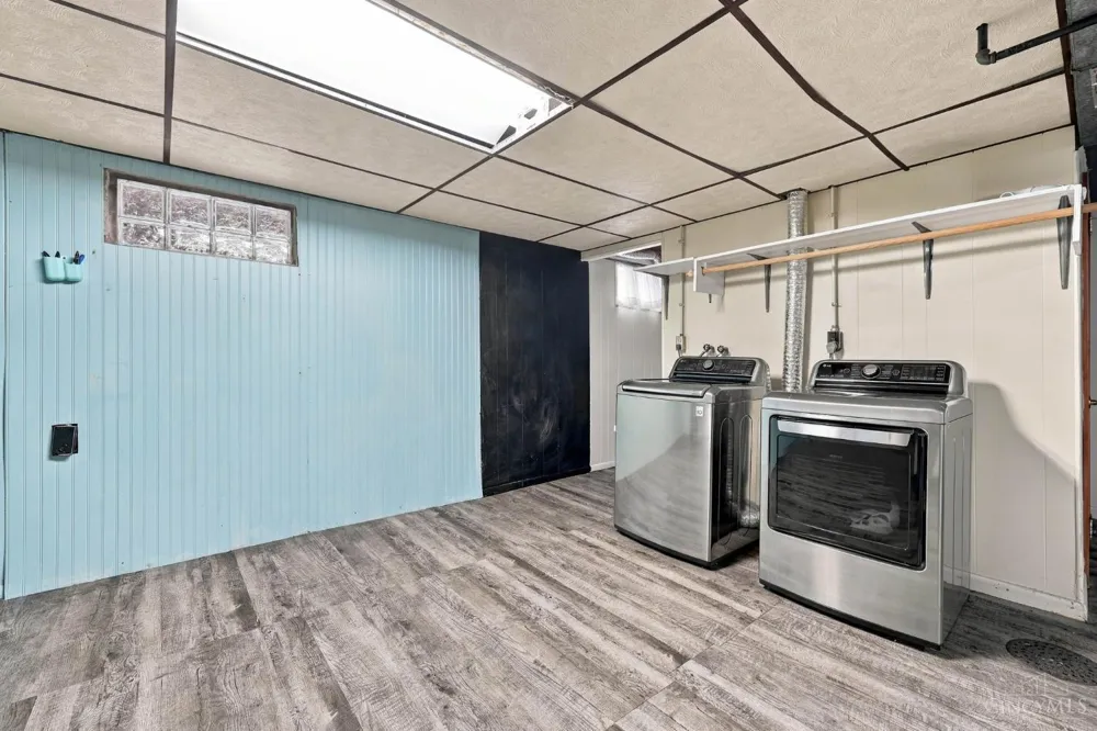 949 Winsray Court Springfield, OH 45224