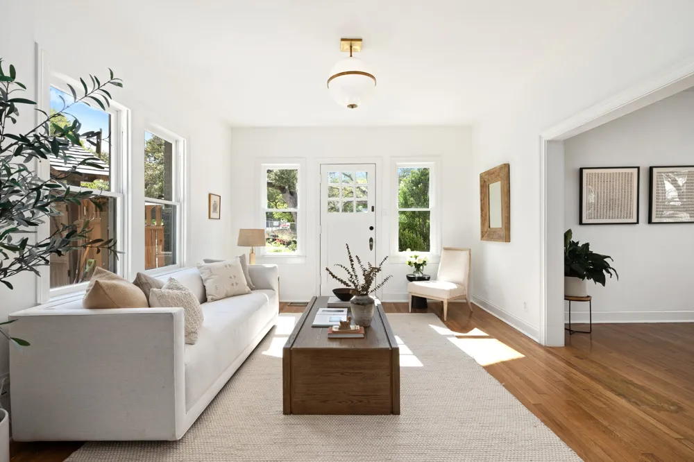 2300 Rae Dell Avenue Austin, TX 78704