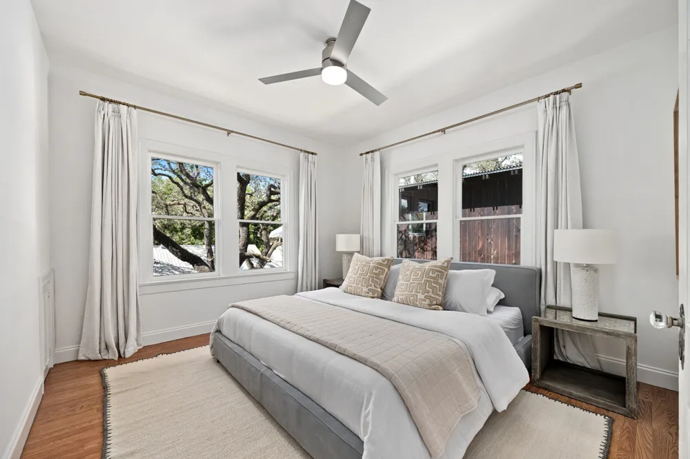 2300 Rae Dell Avenue Austin, TX 78704